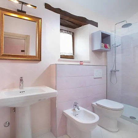 Villa Sleeps 12 With Pool Air Con And Wifi *